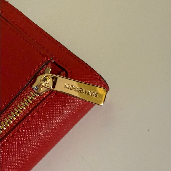 Michael Kors Vibrant Red Wallet - Picture 8 of 10